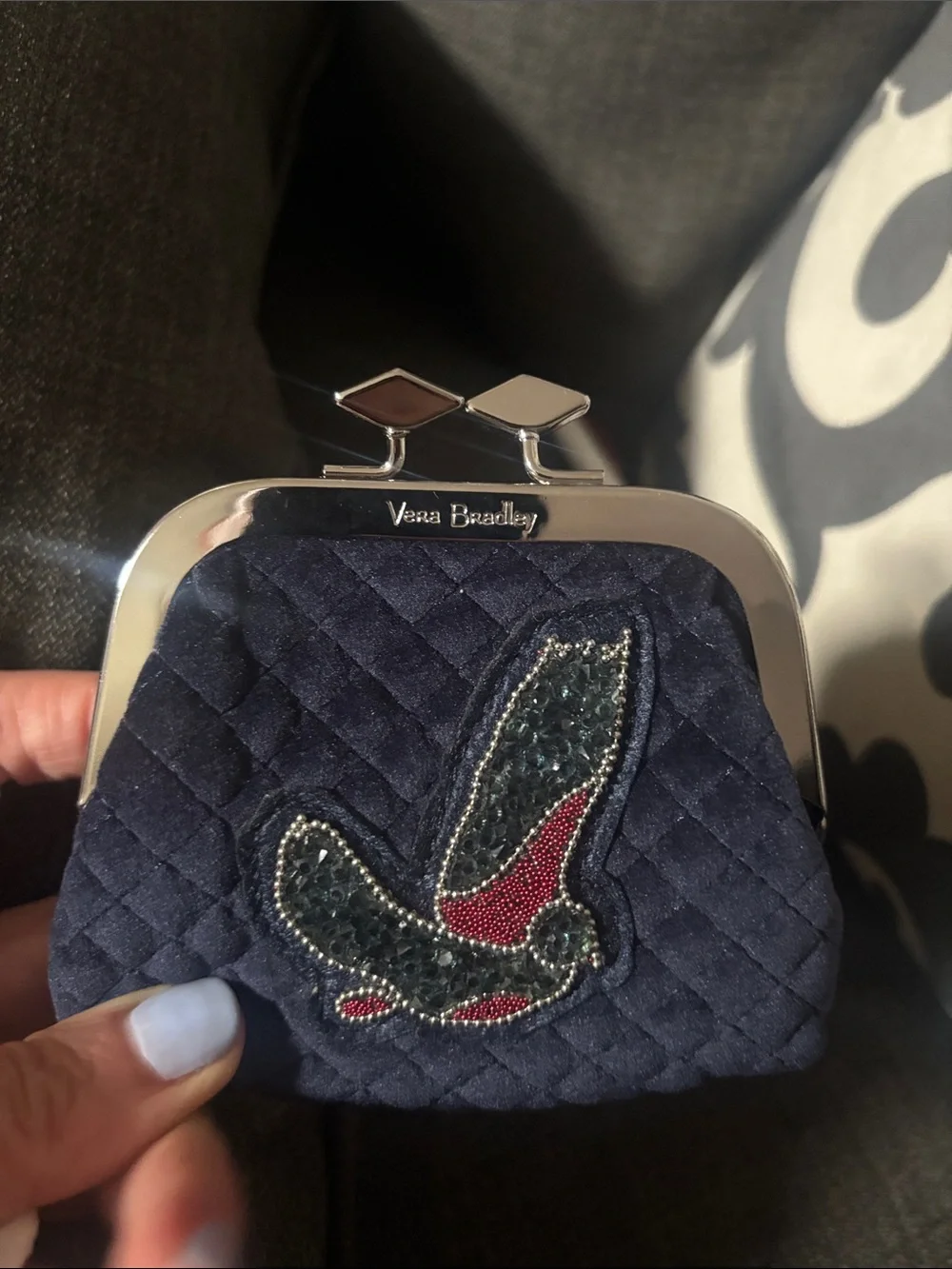 VERA BRADLEY ICONIC KISSLOCK COIN PURSE CLASSIC NAVY VELVET 2018 NWT BEADED NEW - Picture 10 of 13